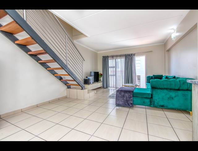 3 BEDROOM SECTIONAL TITLE FOR SALE IN BARBEQUE DOWNS